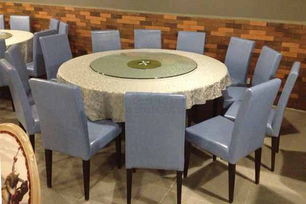 中式饭店圆桌椅子组合实拍