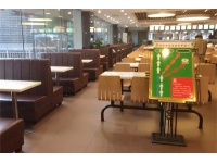 中式自选快餐店桌椅和沙发