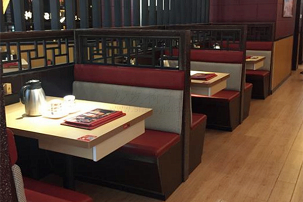 中式菜馆卡座沙发桌子组合