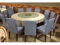 中式饭店圆桌椅子组合实拍